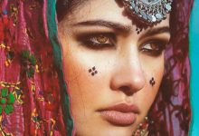 Beautiful Arab woman